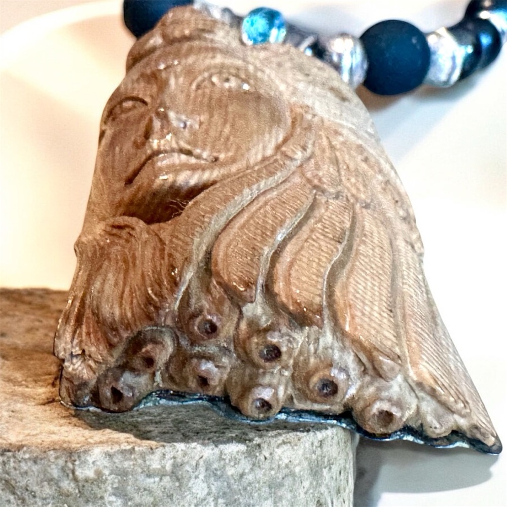 Fossil ivory Alaska intricately handcarved otter goddess Sterling necklace beads - Picture 11 of 15